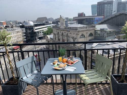 Petit Déjeuner Terrasse